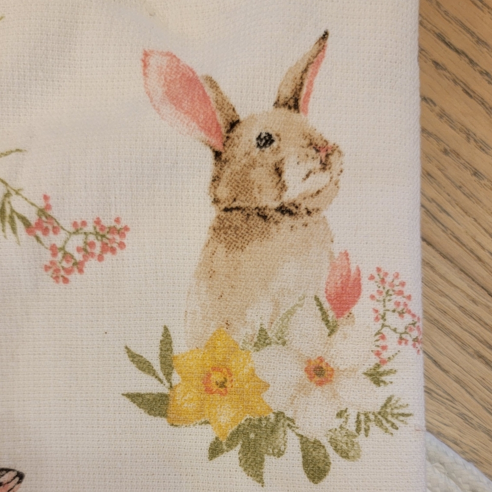CYNTHIA ROWLEY FLORAL BUNNY KITCHEN TOWELS - Picture 5 of 5